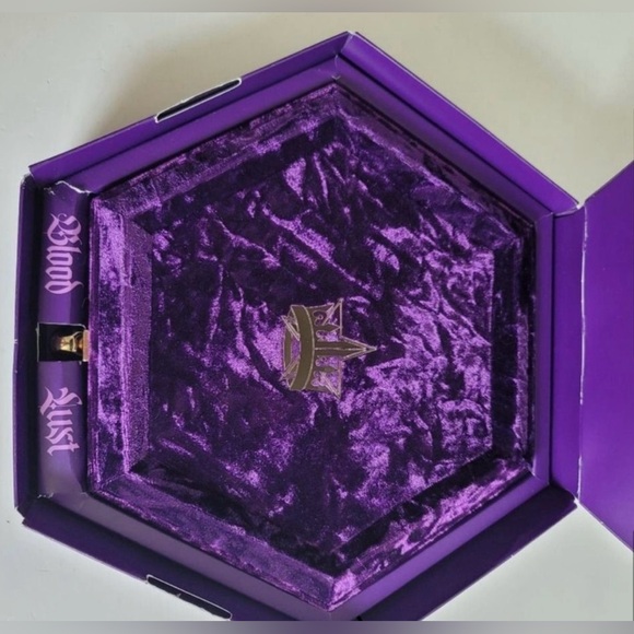 JEFFREE STAR Blood Lust Eyeshadow Palette - Picture 2 of 6